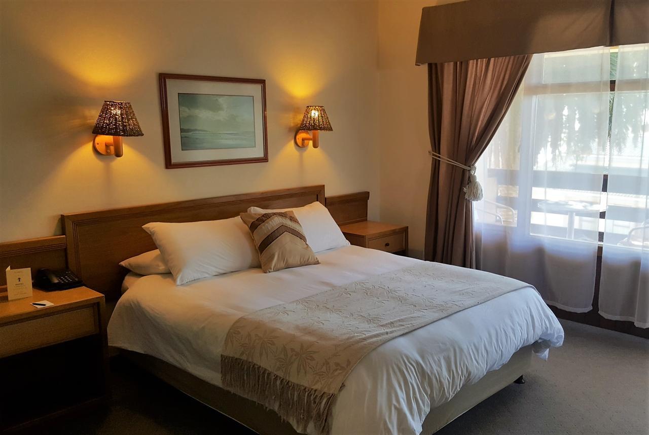 Lamberts Bay Hotel Ламбертс-Бей Экстерьер фото